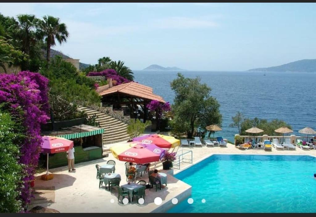 Seaview holiday home