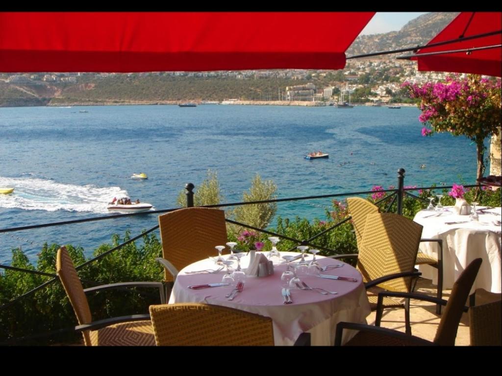 Seaview holiday home