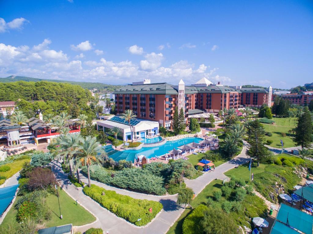 هتل ای کی آی پیگاسوس ریزورت - AQI Pegasos Resort