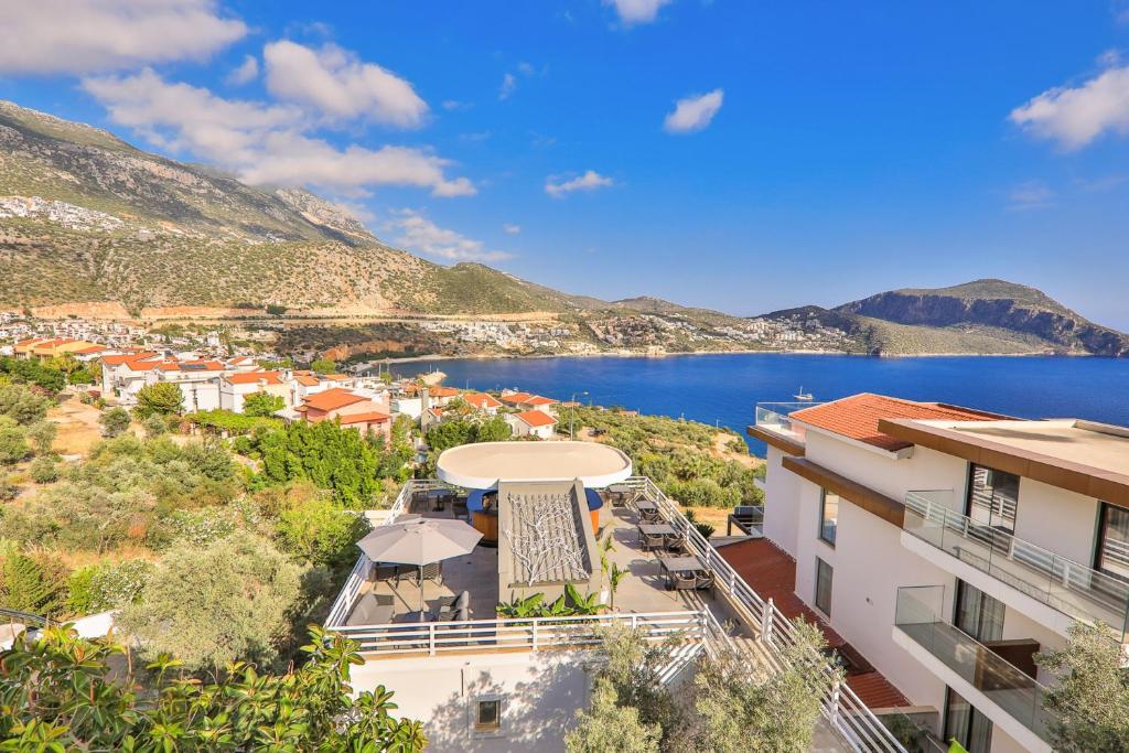 کالکان ساری سوئیتس هتل - Kalkan Saray Suites Hotel