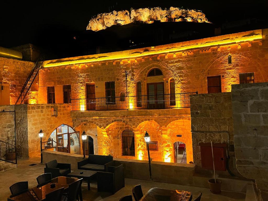 هتل Fairouz Konak Otel (Hotel), Mardin (Turkey) Deals