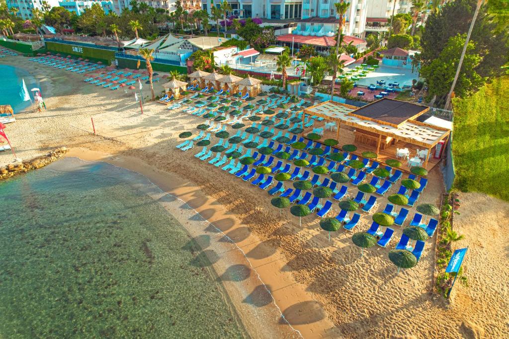 رامیرا بیچ هتل - آل اینکلوسیو - Ramira Beach Hotel - All Inclusive