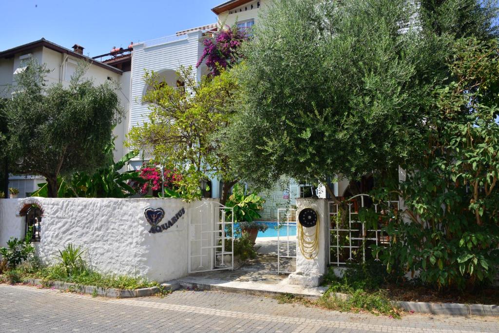 آکواریوس هتل - Aquarius Hotel