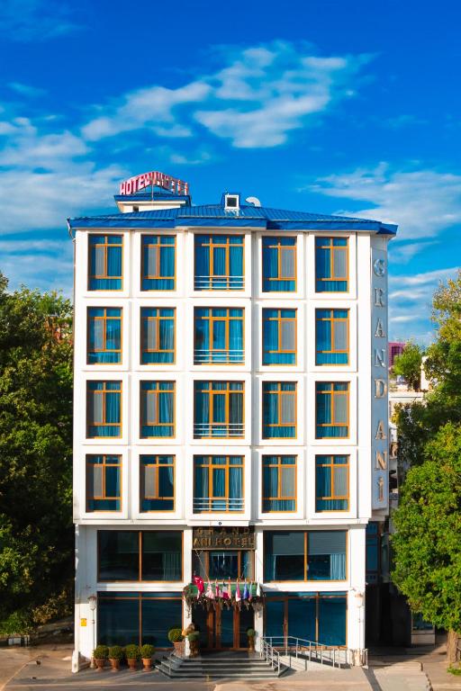 هتل GRAND ANİ HOTEL (Hotel), Kars (Turkey) Deals