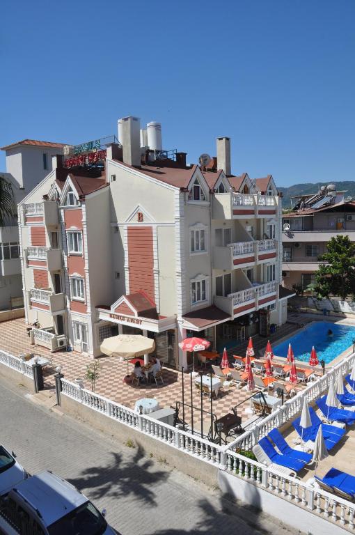 بسیلز آپارت هتل - BASILS APART HOTEL