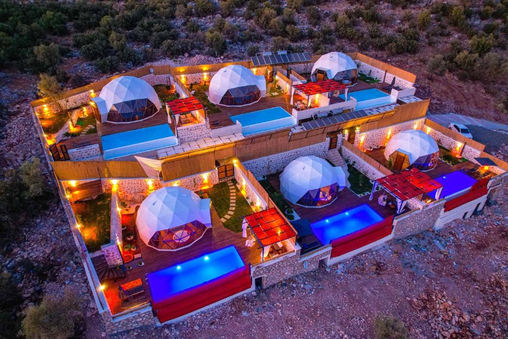 هتل Kalkan Dome Suites & Deluxe-Glamping Holiday in Kalkan (Hotel), Kaş (Turkey) Deals