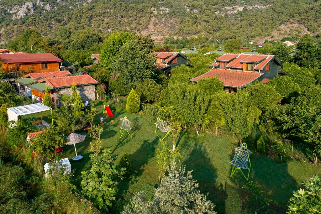هتل فلورا پانسیون چیرالی Flora Pansiyon Çıralı