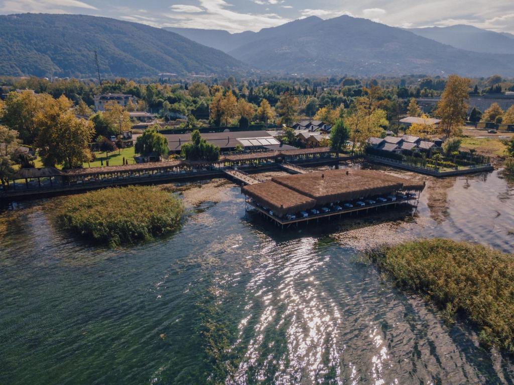 هتل گوله‌وی ریزورت ساپانجا - Gölevi Resort Sapanca