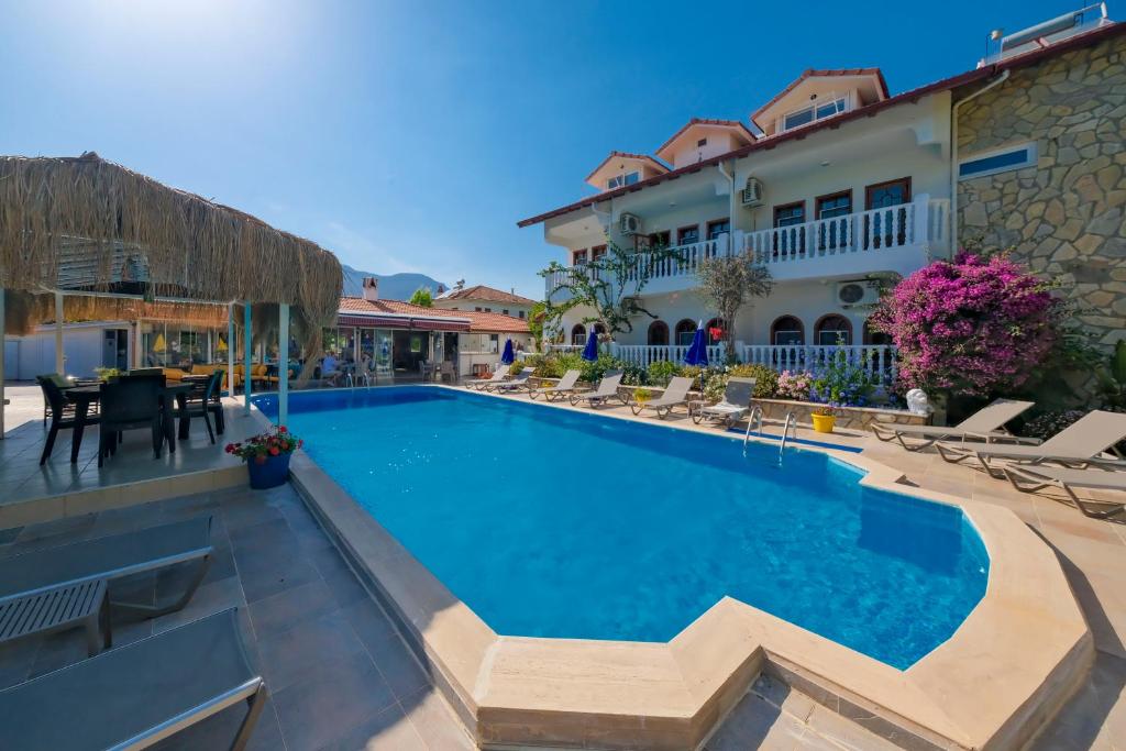 کازابلانکا هتل Casablanca Hotel