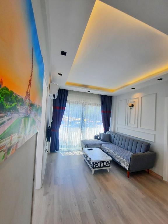هتل ورلد سیتییز رزی دنس World Cities Residence