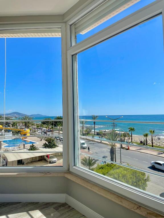 هتل اس ای آپارتمانز! سی ویو 2 بی اچ دی فلت SA Apartments! Sea View 2bd Flat
