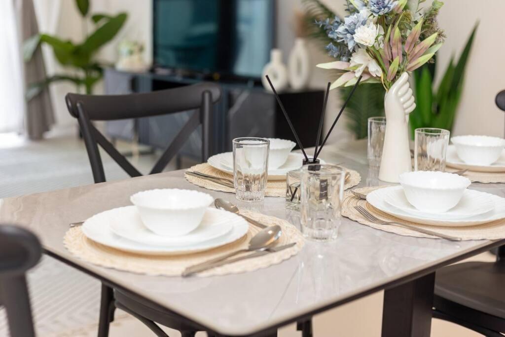 هتل اکسکیوزیت وان بی آر آپت ویت آتلانتیس ویوز - دبی هاربر - Exquisite 1BR Apt with Atlantis views - Dubai Harbour