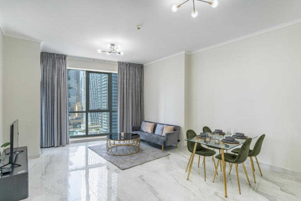 هتل تورچ تاور، دبی مارینا - 1BR آپارتمان - آل ساپ و آل ساپ - Torch Tower,Dubai Marina - 1BR Apartment - Allsopp&Allsopp