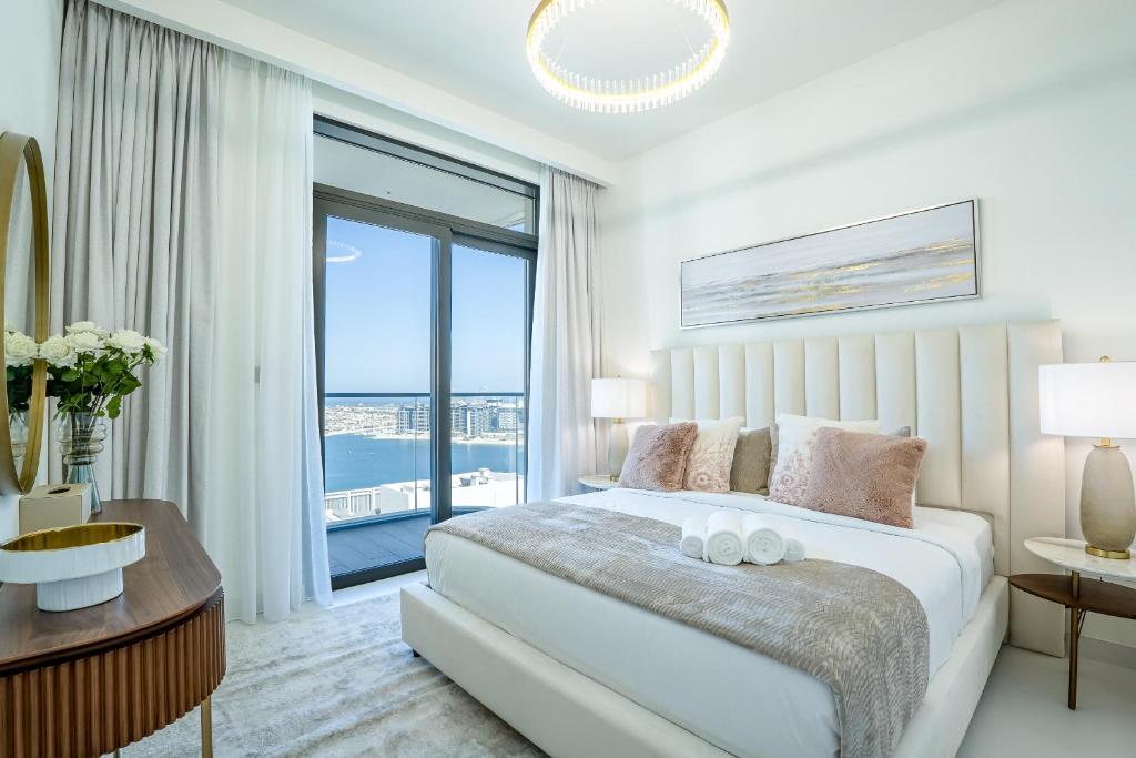 Veluxa - Luxe 2Bed with Private Beach