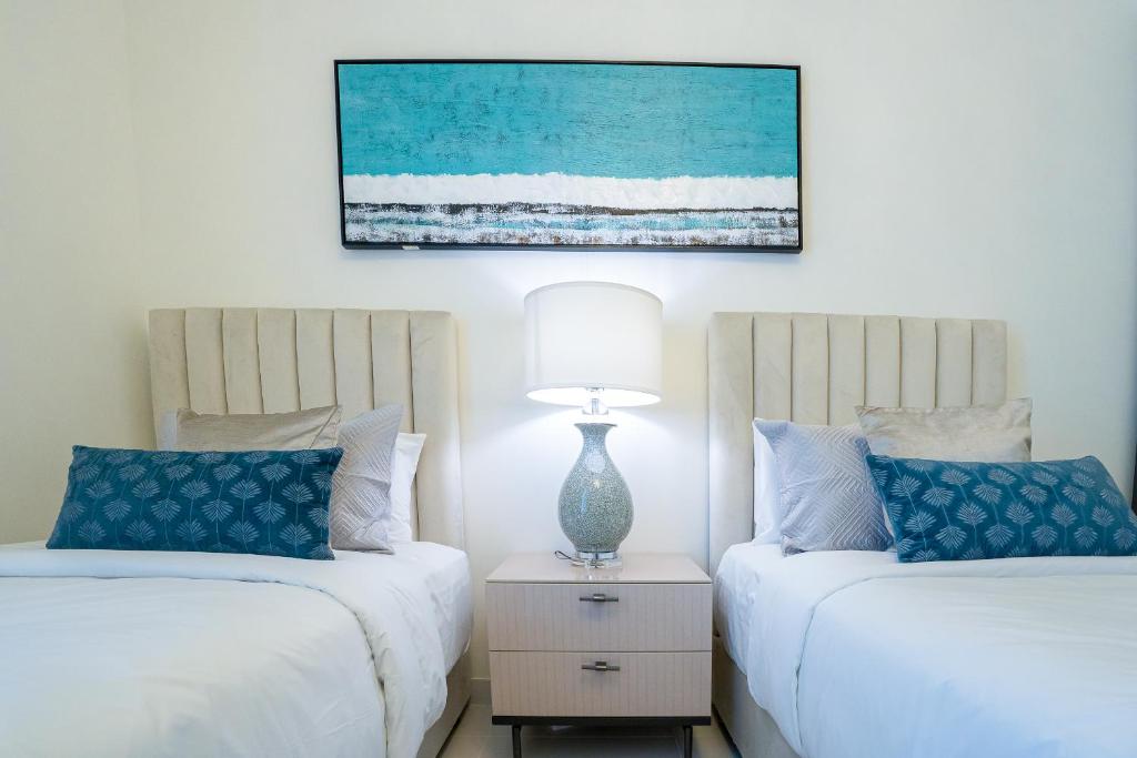 Veluxa - Luxe 2Bed with Private Beach