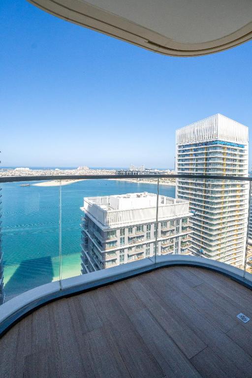 Veluxa - Luxe 2Bed with Private Beach