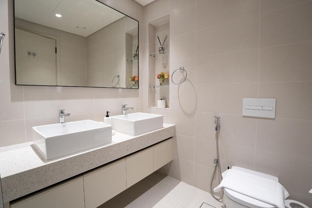 Veluxa - Luxe 2Bed with Private Beach