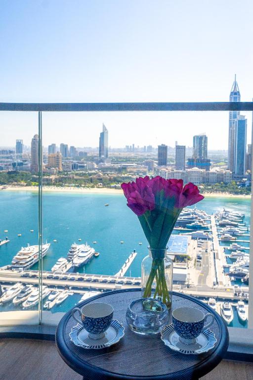 Veluxa - Luxe 2Bed with Private Beach