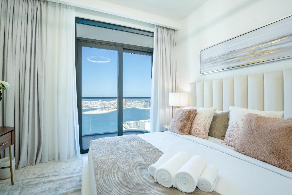 Veluxa - Luxe 2Bed with Private Beach