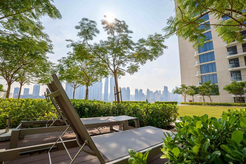 Veluxa - Luxe 2Bed with Private Beach