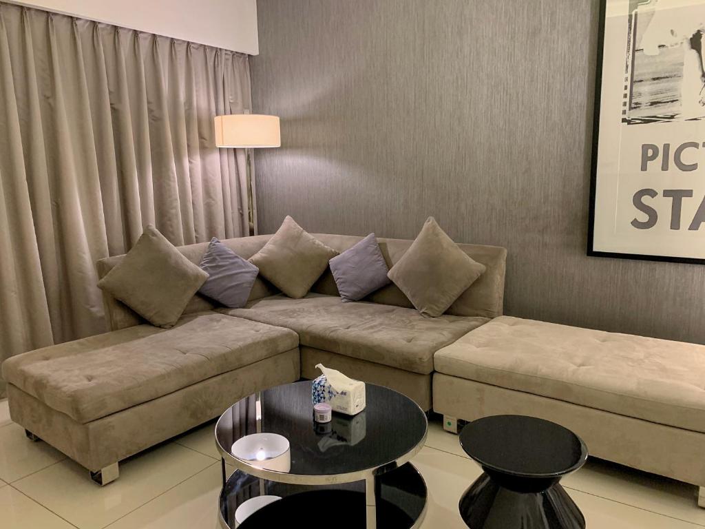 هتل لاکچریوس آپارتمانز این پارامونت دبی - Luxurious Apartments in Paramount Dubai