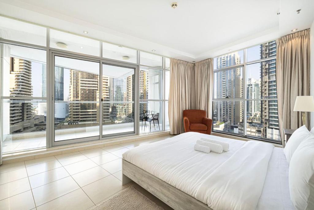 هتل لارج اند کآزی 2 بدرومز - مارینا - Large and Cozy 2 Bedrooms - Marina