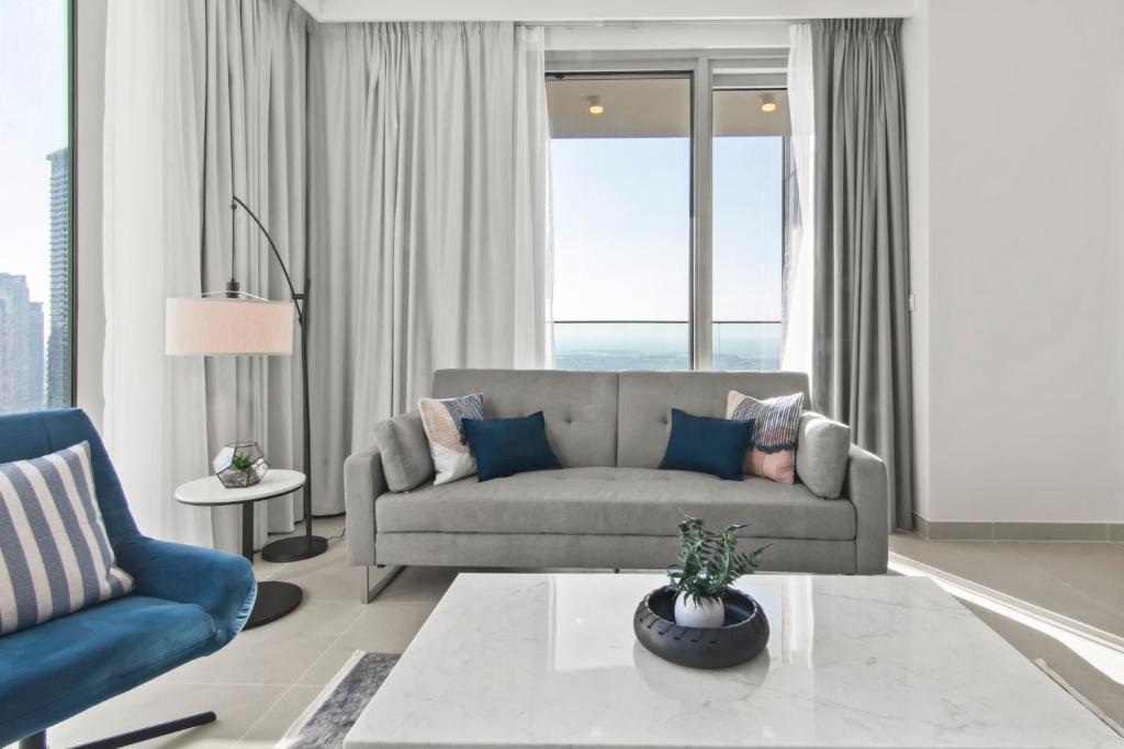 هتل نیر برج خلیفه - های فلور - اوپس اند سی ویو - Near Burj Khalifa - High Floor - Opus & Sea View