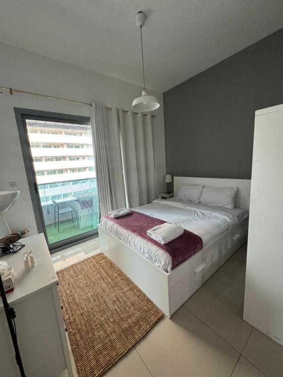 هتل استودیو آپارتمان نیر جی بی آر - Studio Apartment near JBR