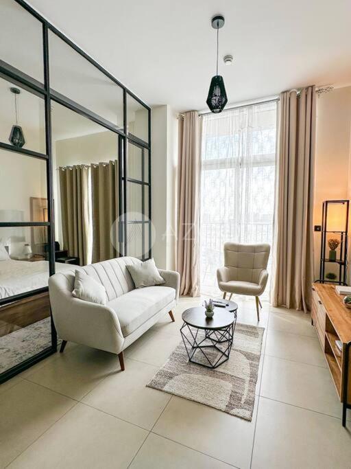 هتل لاکژوریس 1بی آر این سوسیوتاور دبی هیلز استیت - Luxurious 1BR in Socio Tower Dubai Hills Estate