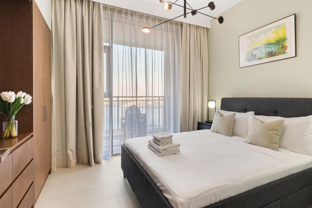 هتل برایایت 2بی آر، پانورامیک ویندوز، کرییک ریز تاور - Bright 2BR, panoramic windows, Creek Rise Tower
