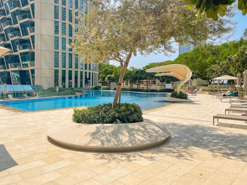 هتل لاکسفولیو ریتریتس - برج ویستا سی ویو - LUXFolio Retreats - Burj Vista Sea View