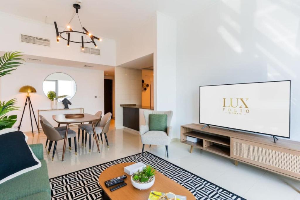 هتل لاکس فولیور ریترز - 3BHK فول مارینا ویو - LUXFolio Retreats - 3BHK Full Marina View