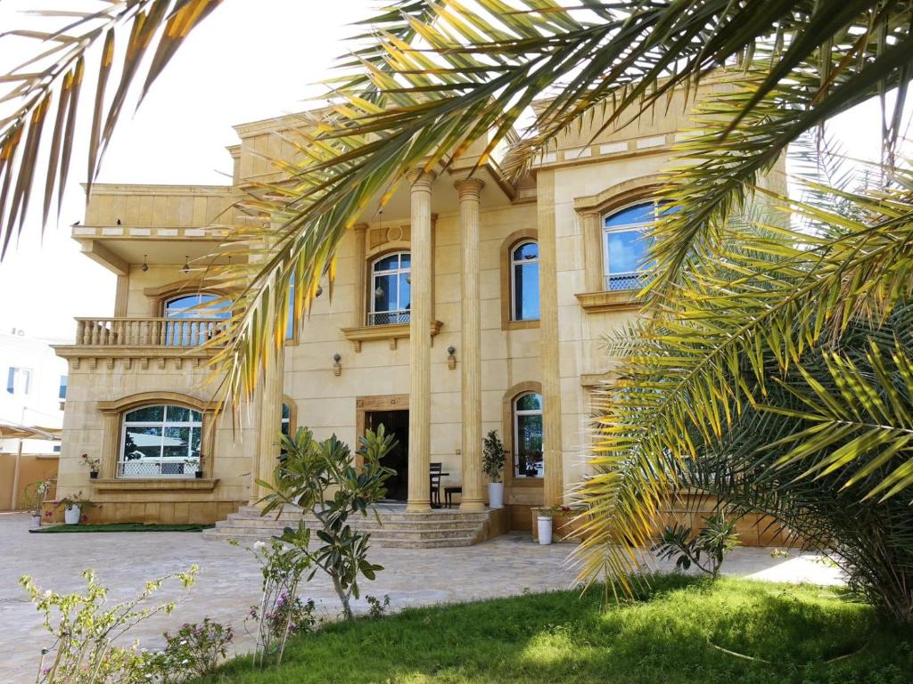 هتل ویلا روم #6 در ام الشیف - Villa Room #6 in Umm Al Sheif