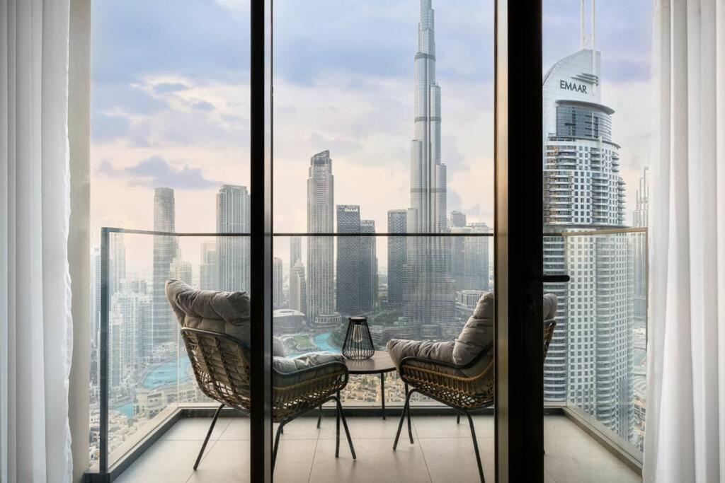 هتل مزمرایزینگ ویو آف برج خلیفه - Mesmerizing view of Burj Khalifa