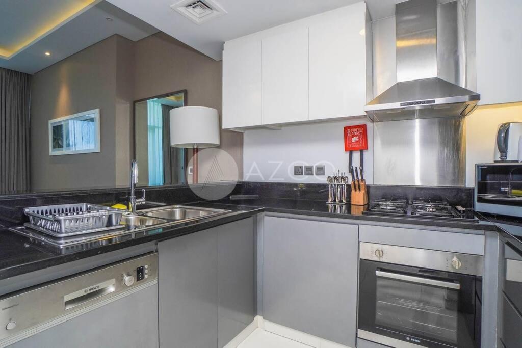 هتل استنینگ 1 بی آر داماک مایزون پریو - Stunning 1 BR Damac Maison Prive