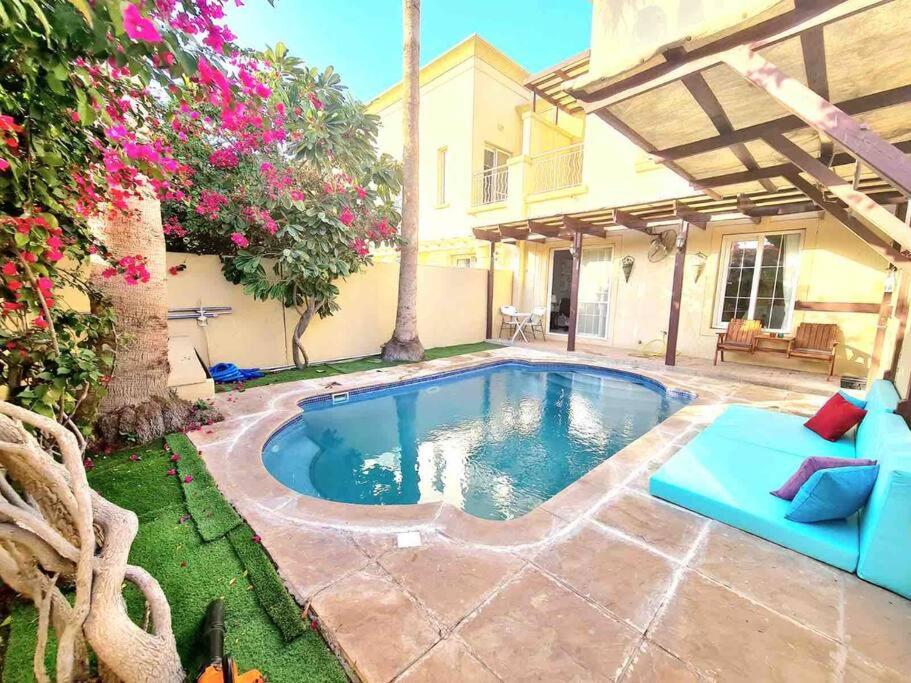 هتل پرایوت پول/اسلیپ سیکس/۱۵ مینس درایو تو بیچ/مارینا Private pool/Sleep 6/15 mins drive to beach/Marina