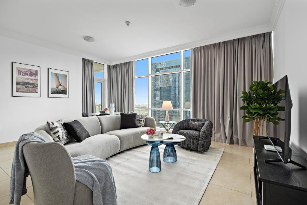 هتل استایلیش 2 بی آر آپت. مج 218 تاور - Stylish 2 BR Apt. Mag 218 Tower