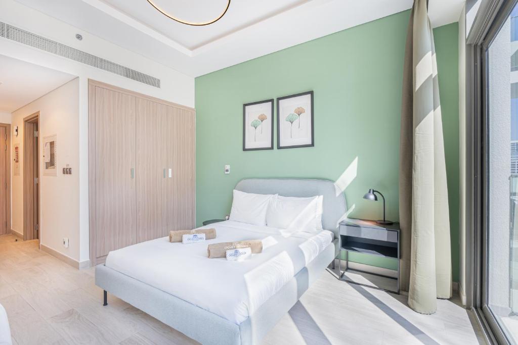 هتل مدرن هوم مینتس اوی فرام داون تاون - Modern Home Minutes Away from Downtown