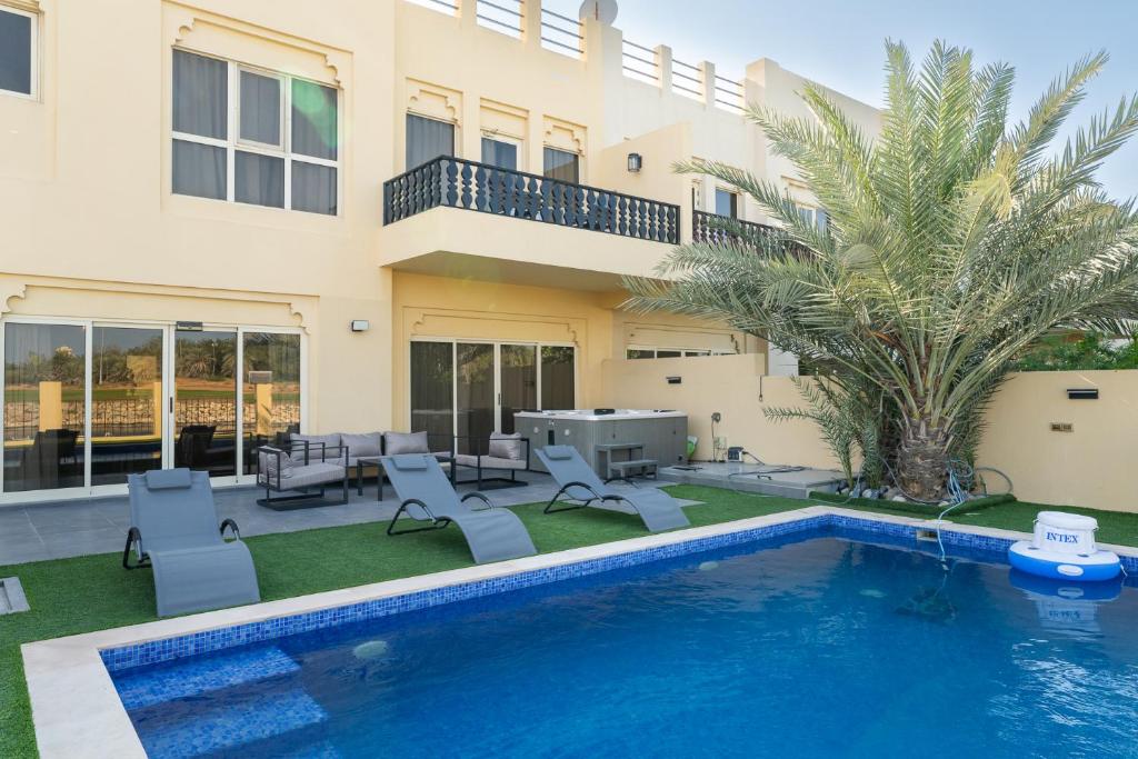 هتل نسما لاکچری استیز - اکسکوزیت ۴ بی آر ویلا، ویت آ پرایوت پول Nasma Luxury Stays - Exquisite 4BR Villa, with a Private Pool