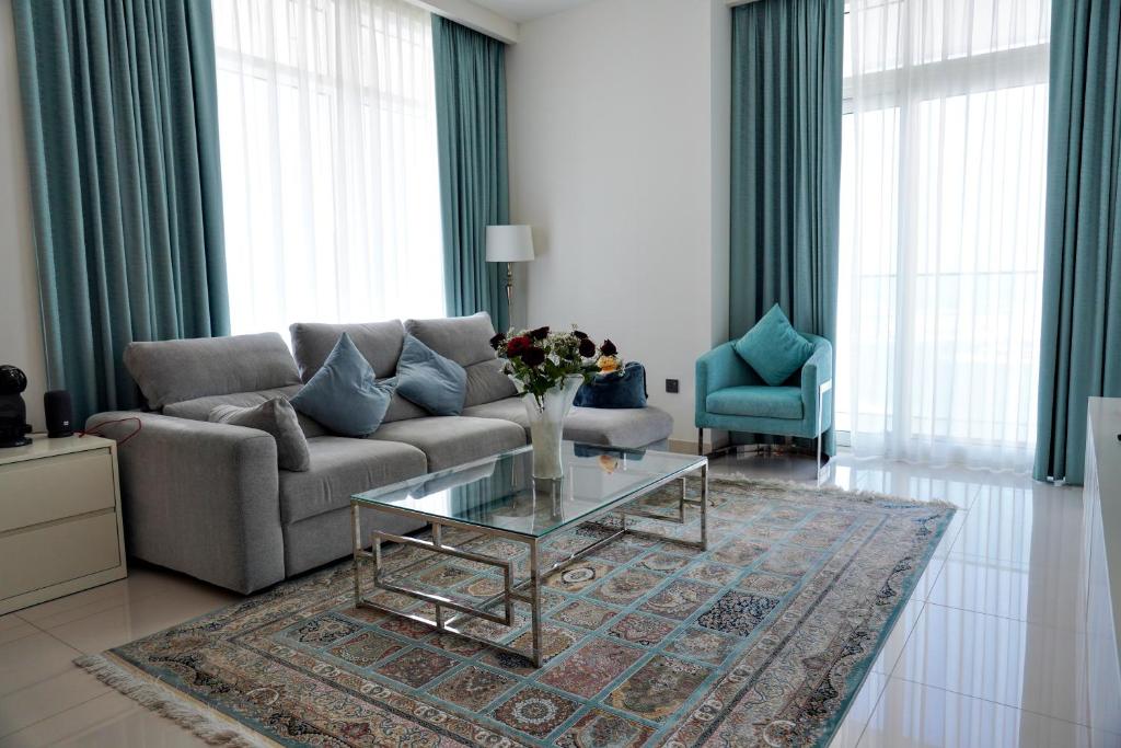 هتل پرایوت بیچ اکسس - 2BR آپارتمان - بیچ‌فرنت - سی ویو - Private Beach Access - 2BR apartment - Beachfront - Sea View