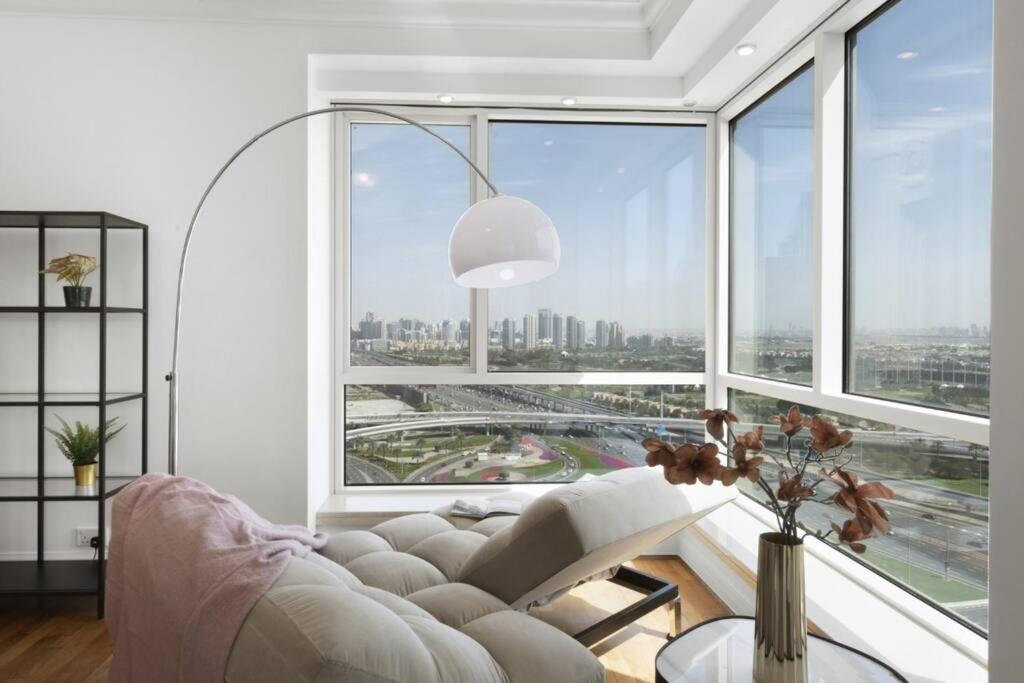 هتل برتکنک 2BR ودیو 180 دیگری ویوز - دبی مارینا - Breathtaking 2BR W/180 Degree Views - Dubai Marina