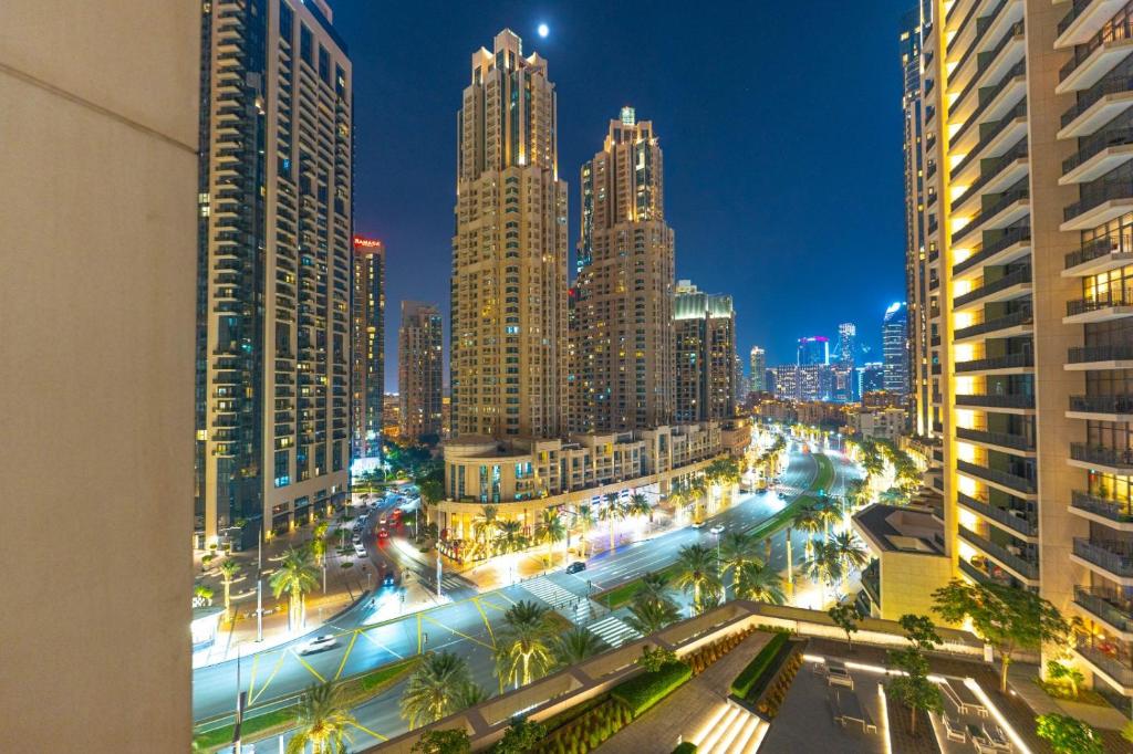 هتل مدرن لاکچری 2BR برج خلیفه پارتال و بولوار فول ویو - Modern Luxury 2BR Burj Khalifa Partial & Boulevard full View
