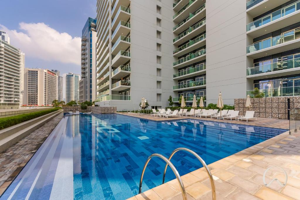 هتل اورایا - کانال-ساید کامفرت کلوز برج خلیفه و دبی مال - Oraya - Canal-Side Comfort Close Burj Khalifa & Dubai mall
