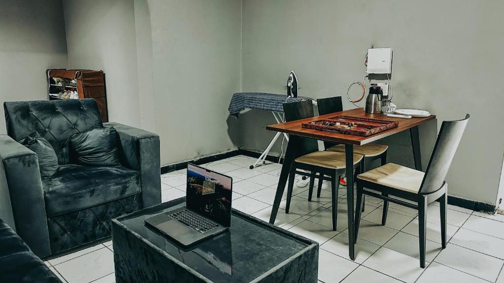 هتل دو بای زئوس هاستل Dubai Zeus Hostel