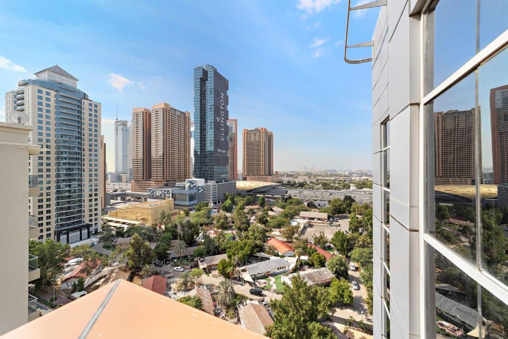 هتل سیلک هاوس کُوزی 1 بی دی آر ویت مترو نیربای - Silkhaus Cozy 1 BDR with Metro nearby