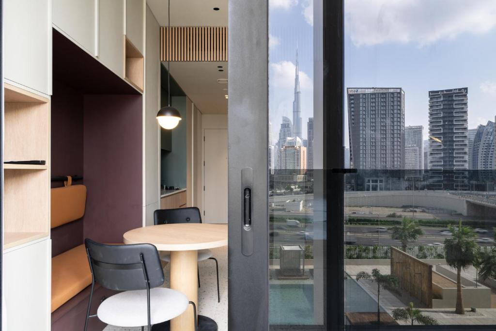هتل آپ ساید لیکو استودیو ویت ویو آف برج خلیفه - Upside Living Studio with view of Burj Khalifa