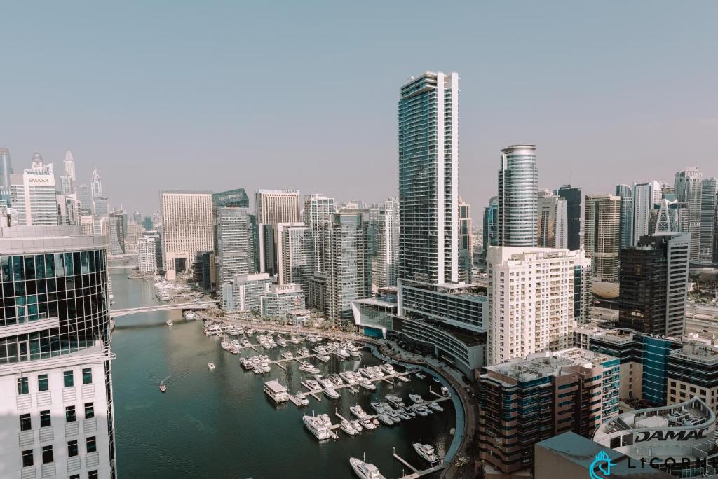 هتل ۴ بی آر پنت هاوس در دبی مارینا با ویوهای شگفت انگیز - مارینا اسپارکل تاور ۲ - 4 BR Penthouse in Dubai Marina with Amazing Views - Marina Sparkle Tower 2
