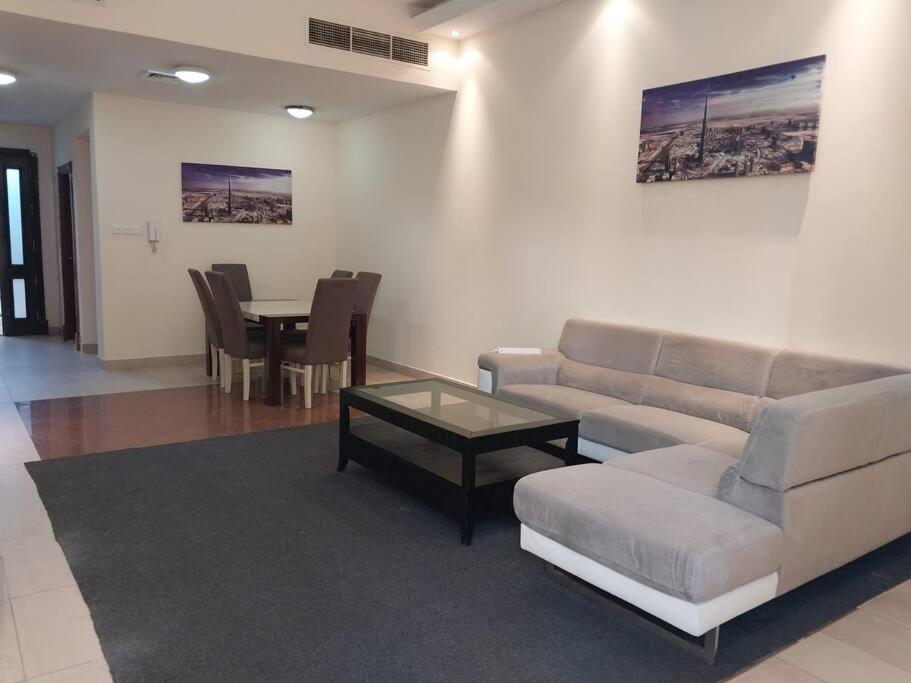 هتل بیوتیفل لاکچری ویلا این دبی نییر اییرپورت - Beautiful Luxury Villa in Dubai near Airport