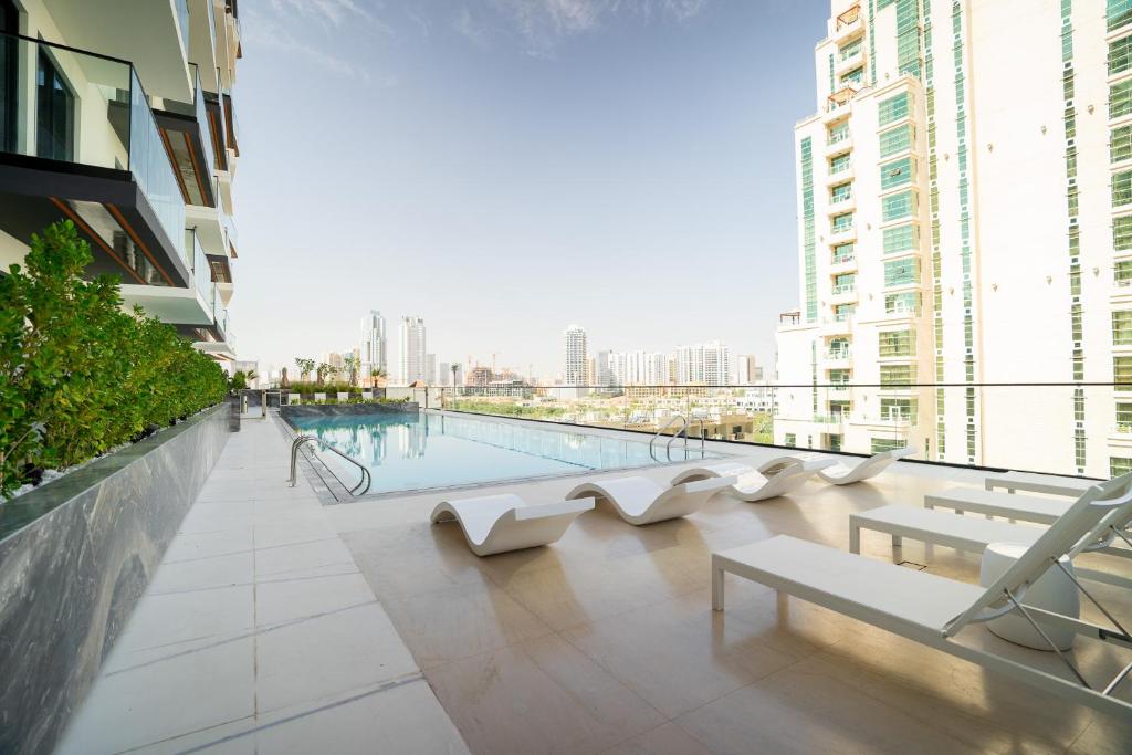 هتل سیتی هوم 1BR بیگ هاتی نوا - Citi home 1BR Binghatti Nova