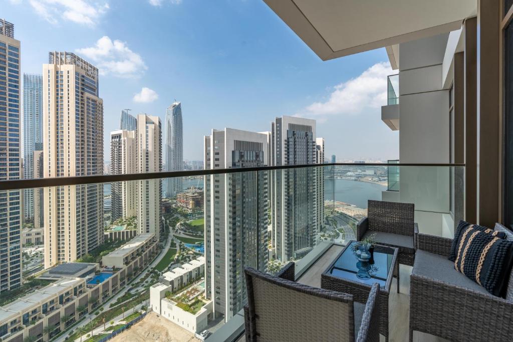 هتل تام - لوکجریس 1BR ویت بریتکینگ بیچ اند پل ویوز - Tamm - Luxurious 1BR with Breathtaking Beach & Pool Views